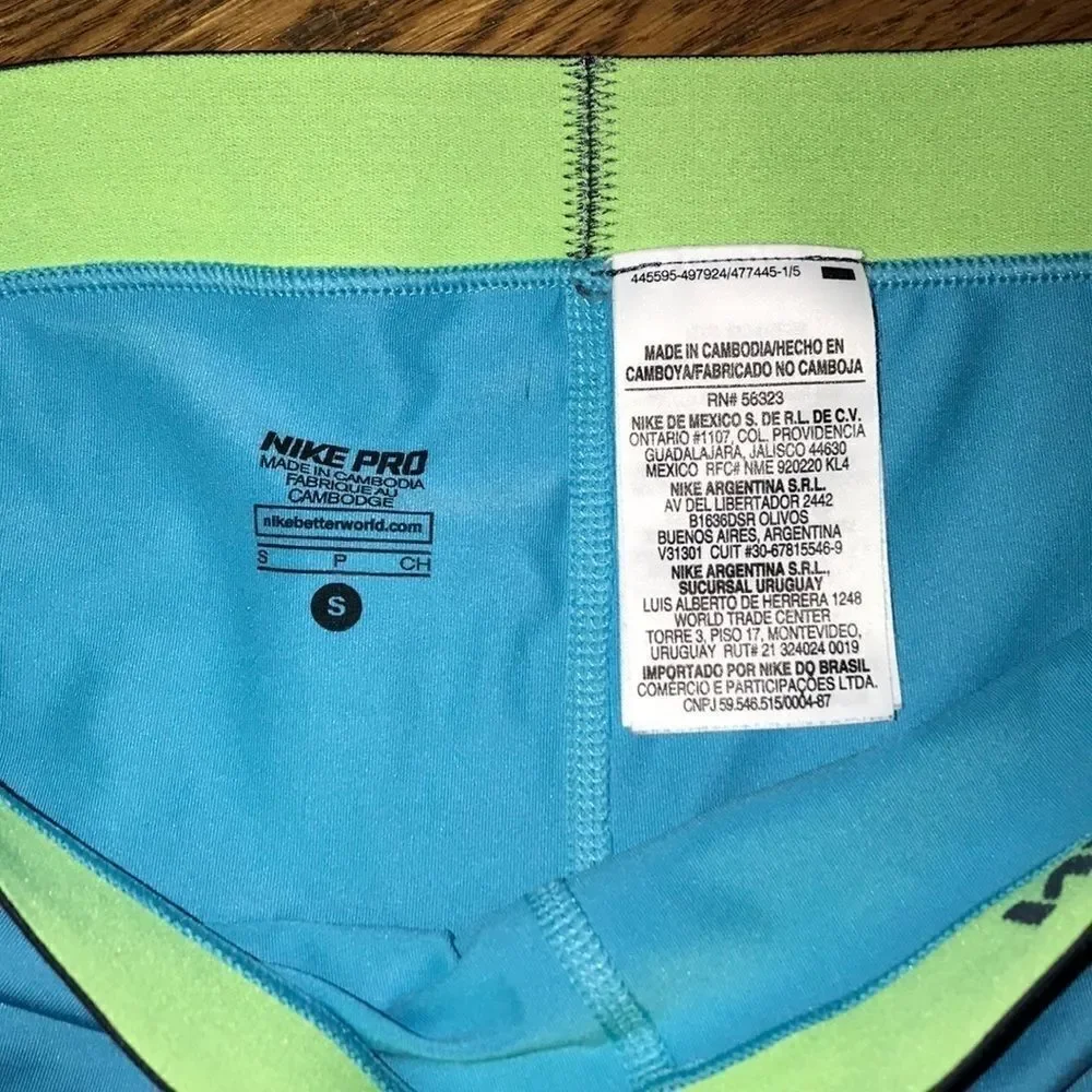 Nike‎ x sacai Pro Women's Blue Green Dri-Fit Capri Leggings Size Small